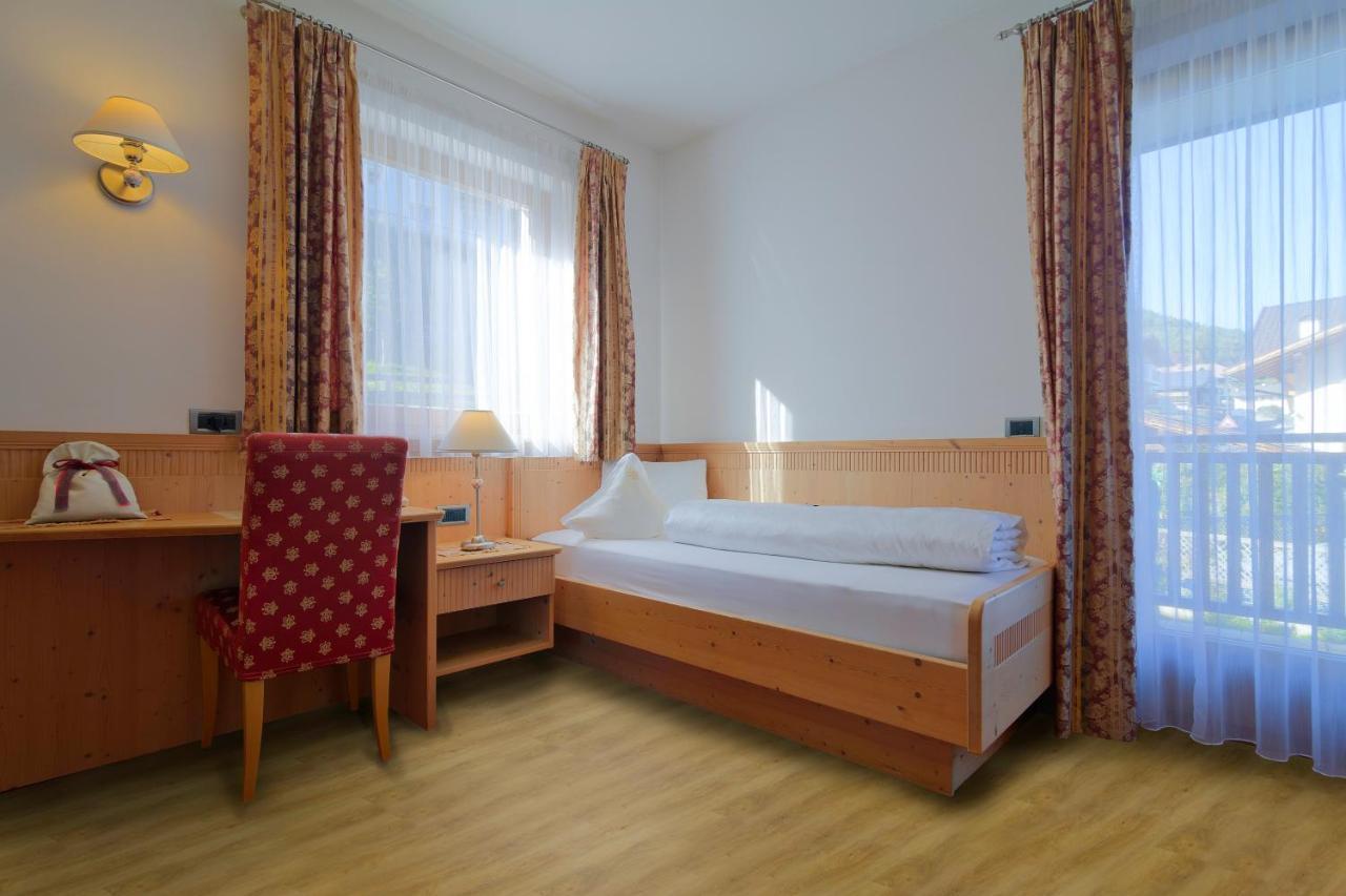 Hotel Haus An Der Luck Barbiano  Extérieur photo