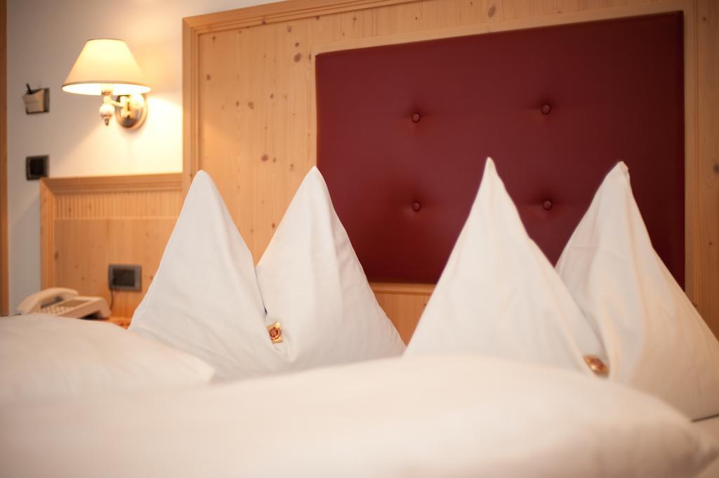Hotel Haus An Der Luck Barbiano  Chambre photo