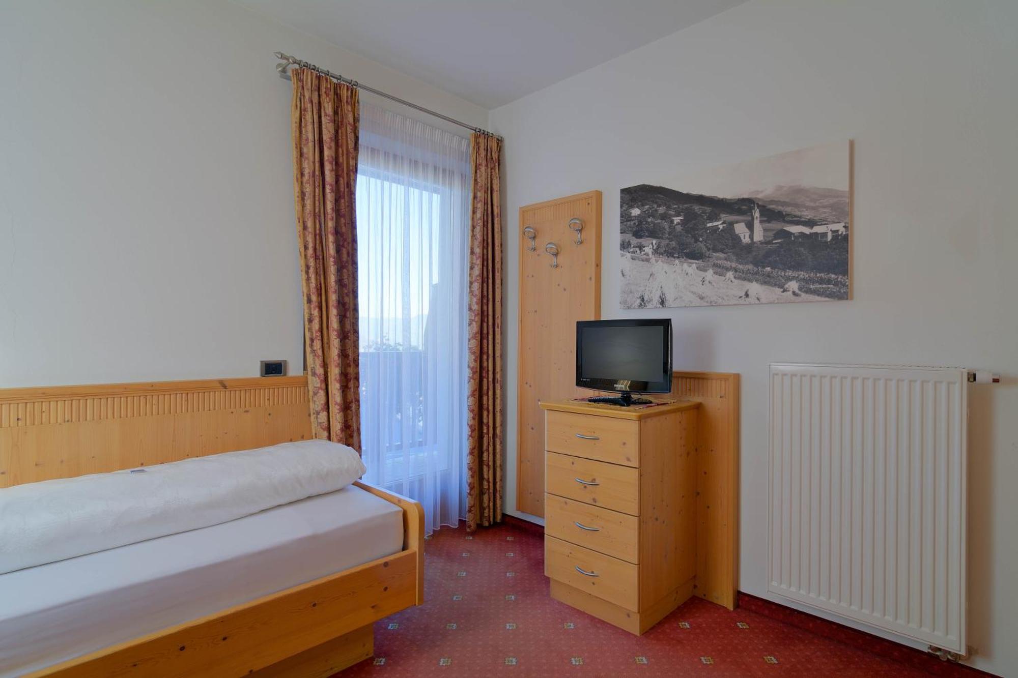 Hotel Haus An Der Luck Barbiano  Chambre photo